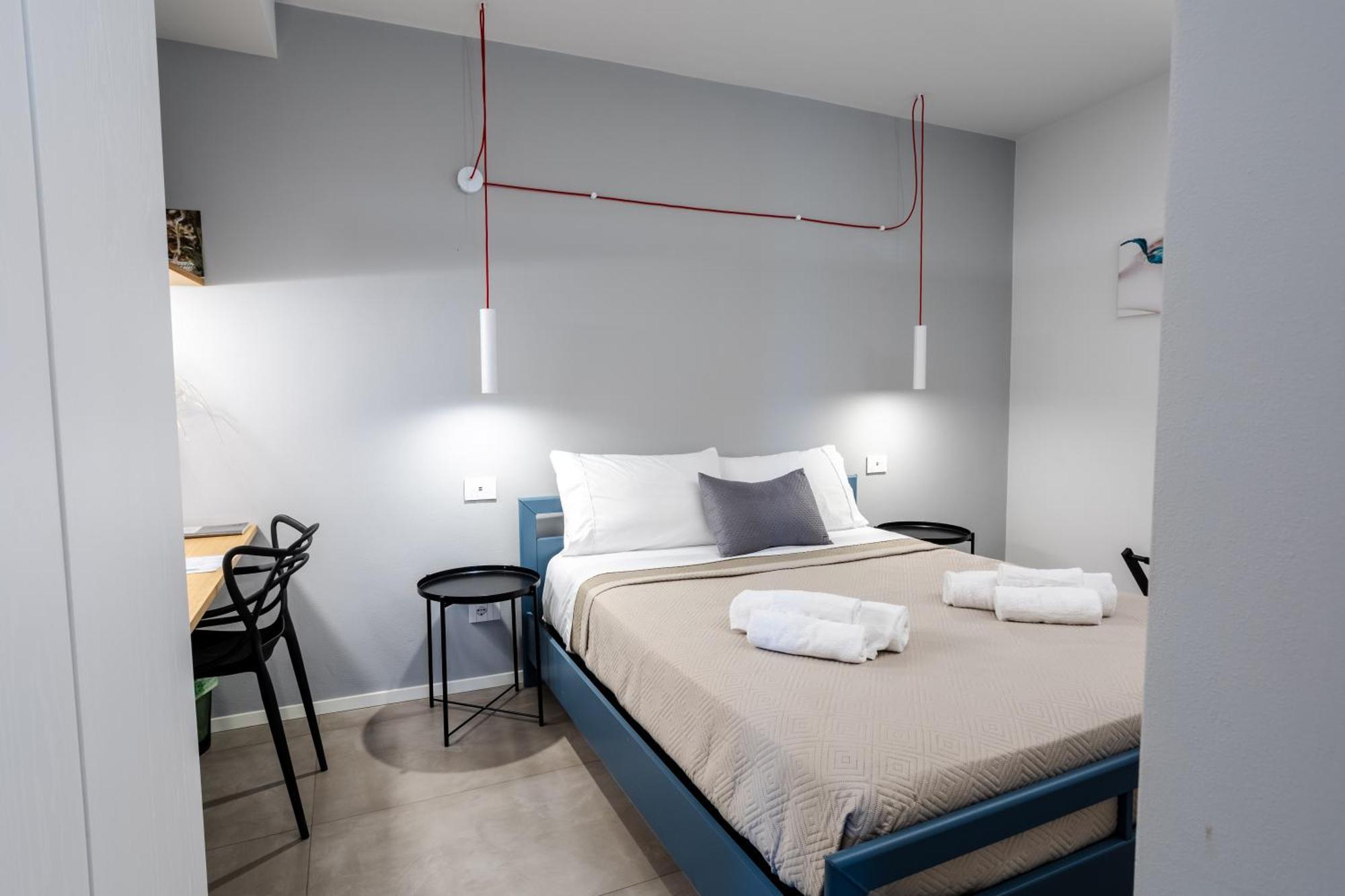 Porta San Paolo House Lejlighedshotel Castelbuono  Eksteriør billede